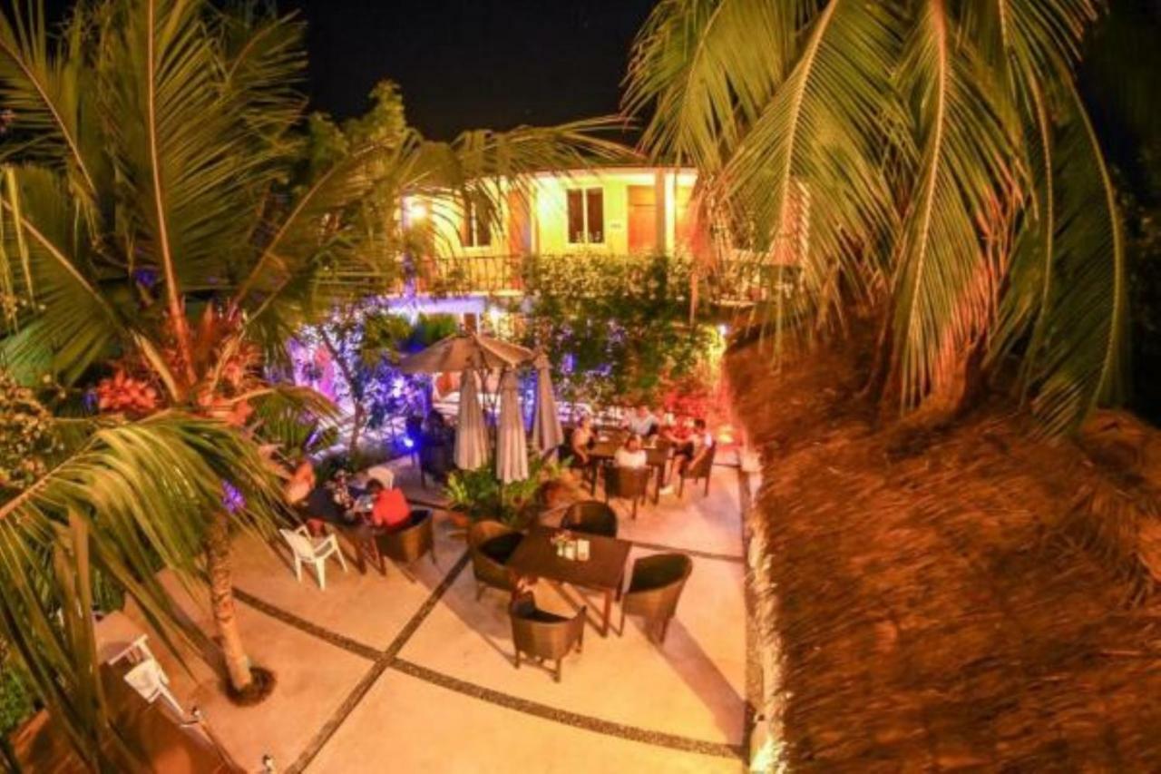 Hotel Santa Rosa Maldives Thulusdhoo Exterior foto
