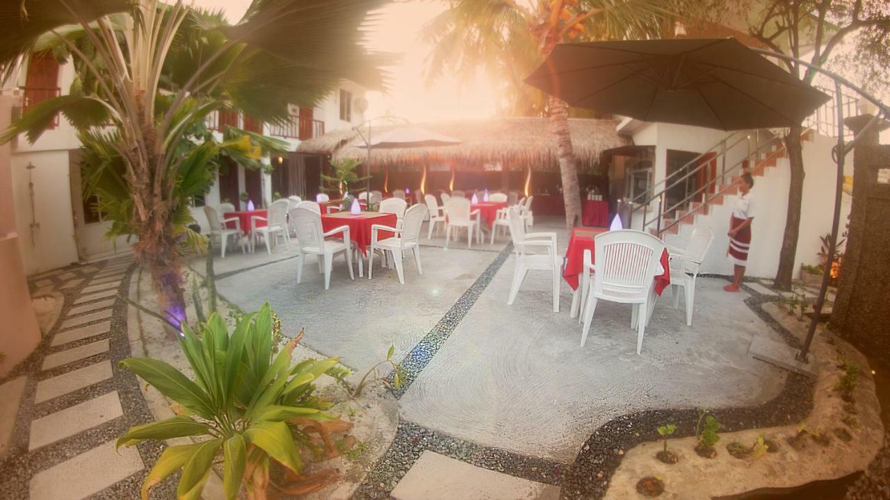 Hotel Santa Rosa Maldives Thulusdhoo Exterior foto